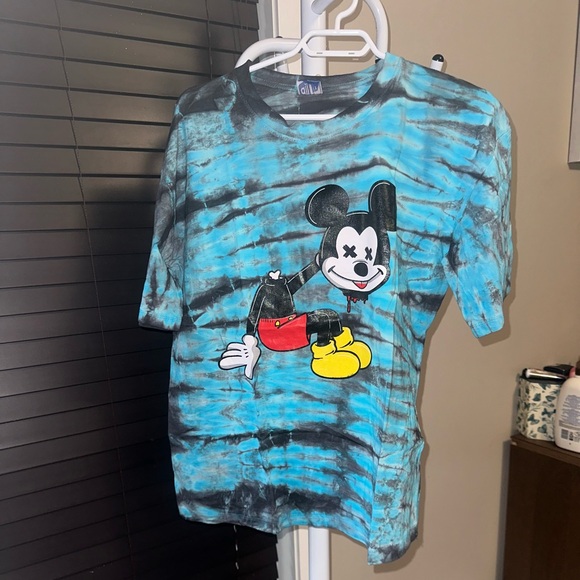 Two graphic tie-dye t-shirts size is medium. - Picture 3 of 4